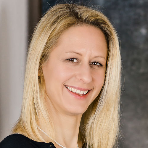 Porträt Rechtsanwältin Simone C. Braun